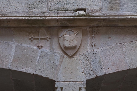 04637-symbols-of-the-pilgrims-of-the-royal-monastery-of-santes-creus-catalonia Reial Monestir de Santes Creus