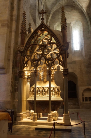 04651-tomb-of-alba-danjou-of-the-royal-monastery-of-santes-creus-catalonia Reial Monestir de Santes Creus