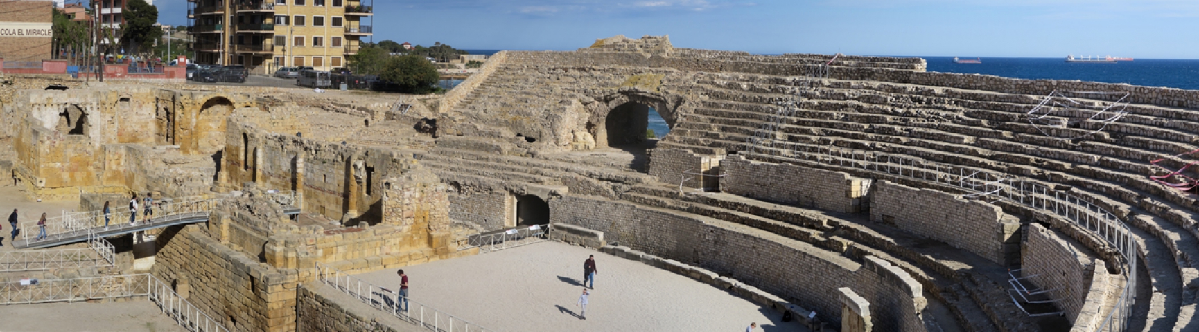 05294 Roman amphitheater, Tarragona