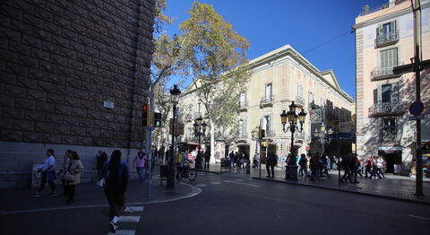 07069-0 Moja Palace, Barcelona