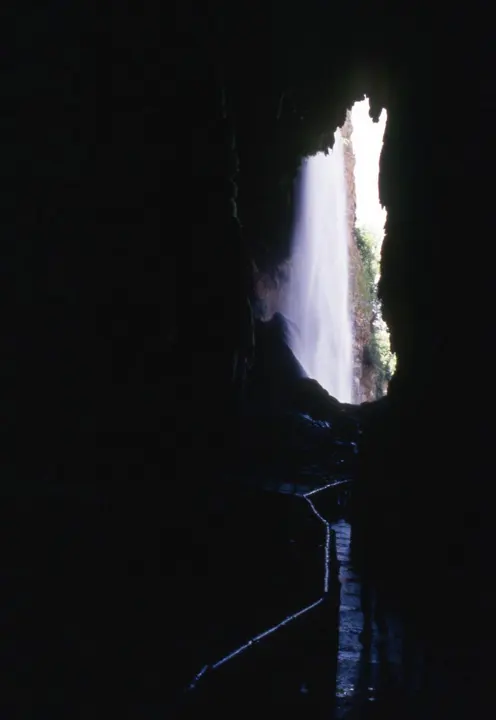 Monestir de Piedra (1999)