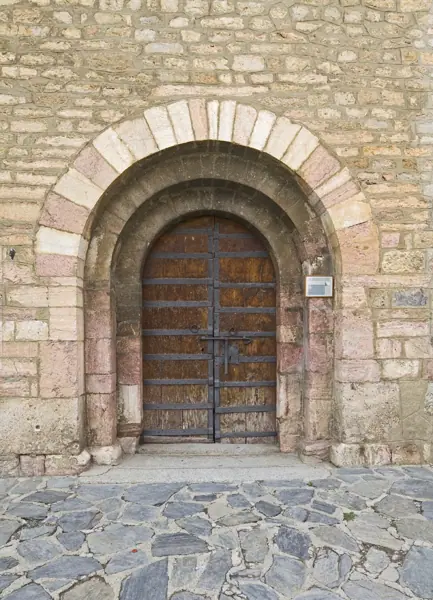 Poble i església de Sant Pere (Alp) · 03093