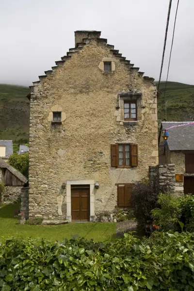 Església de Santa Maria, Taro i poble (Arties) · 02001