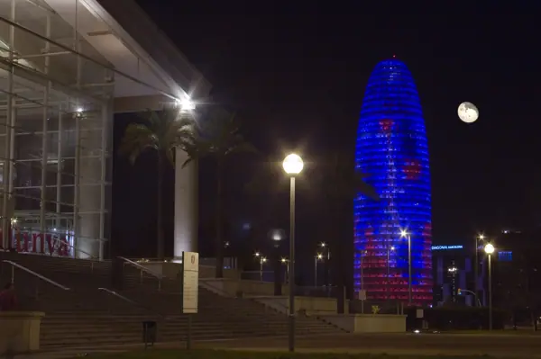 Torre Agbar i Torre de les Aigües (Eixample) (Barcelona) · 00504