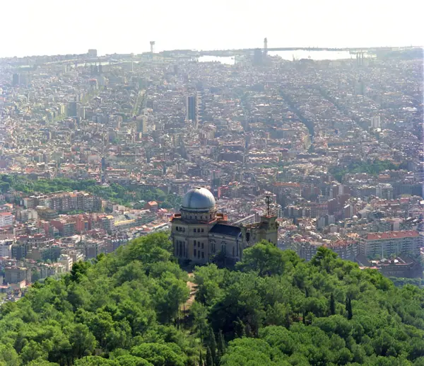 Observatori Fabra i Rafael Casanova (Barcelona) · 01243