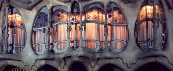 Casa Batlló (Antoni Gaudí) (Barcelona) · 01021