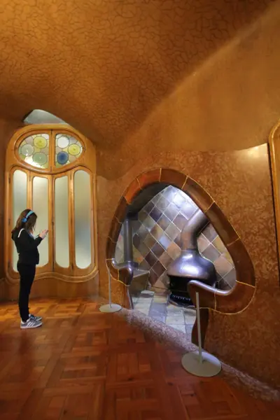 Casa Batlló (Antoni Gaudí) (Barcelona) · 04237