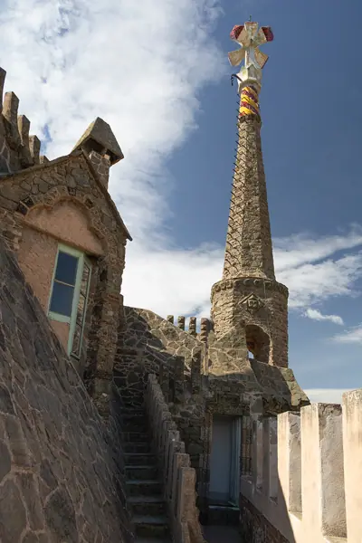Torre Bellesguard (Gaudí) (Barcelona) · 08372