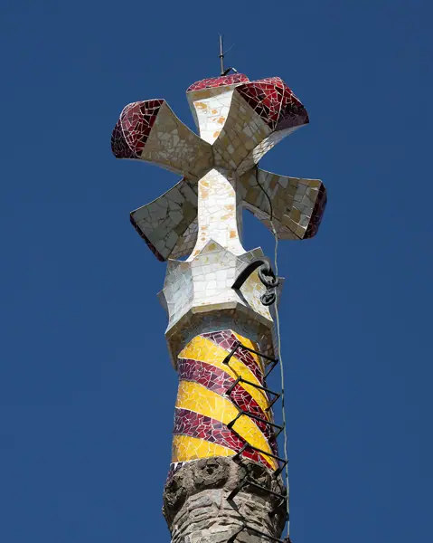 Torre Bellesguard (Gaudí) (Barcelona) · 08377