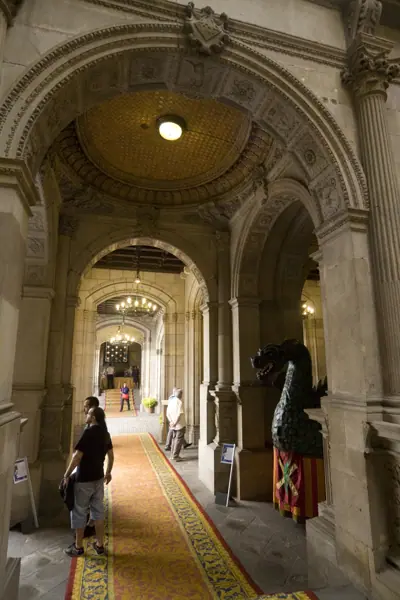 Ajuntament i jardí Benito (Barcelona) · 02565