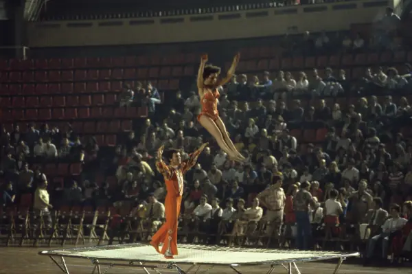 Globe Trotters, 1979 (Barcelona) · 05786
