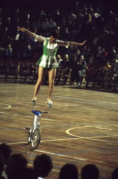 Globe Trotters, 1979 (Barcelona) · 05789