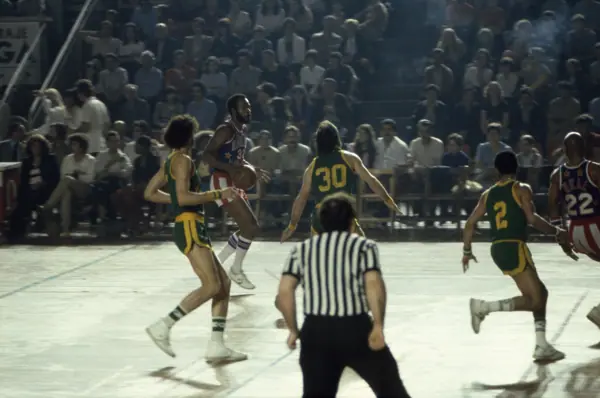 Globe Trotters, 1979 (Barcelona) · 05796