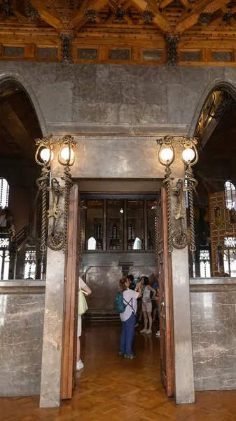 Palau Güell (Gaudí) (Barcelona) · 08553