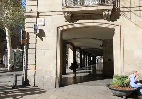 Palau Moja (Barcelona) · 07069