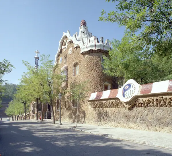 Park Güell (Antoni Gaudí) (Barcelona) · 01248