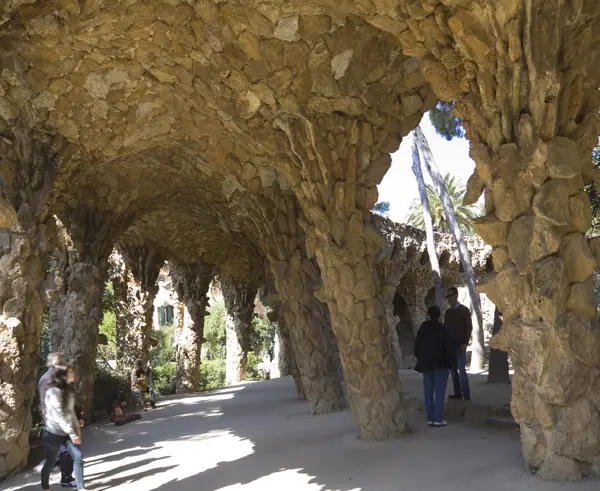 Park Güell (Antoni Gaudí) (Barcelona) · 03146