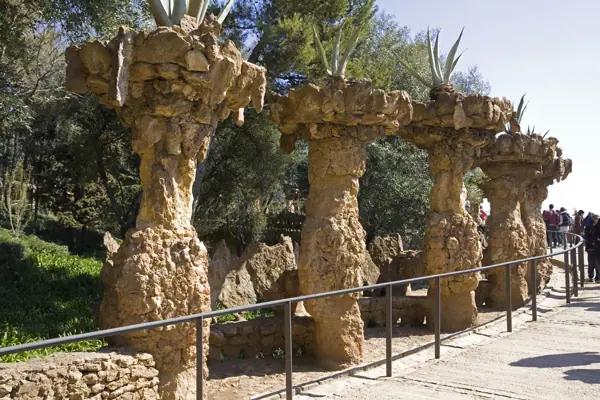 Park Güell (Antoni Gaudí) (Barcelona) · 03151