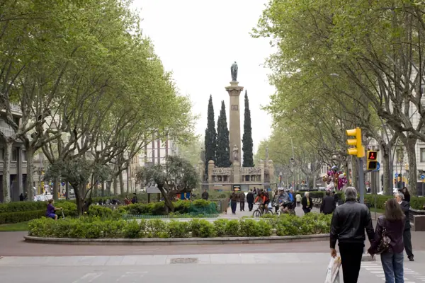 Passeig de Sant Joan (Barcelona) · 01033