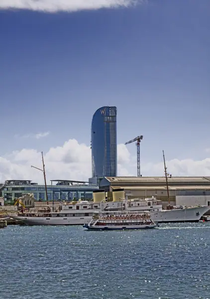 El port (Barcelona) · 02456