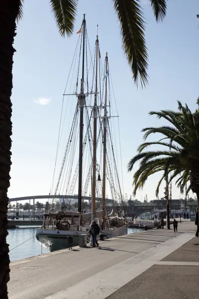 El port (Barcelona) · 04166