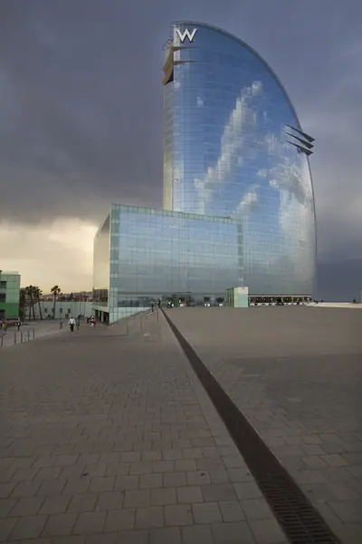 El port (Barcelona) · 02467