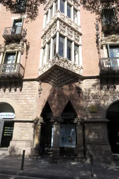 Casa Terrades (Les Punxes), de Puig i Cadafalch (Barcelona) · 05251