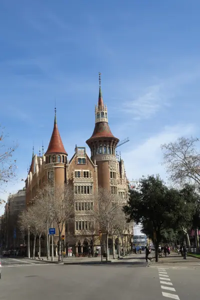 Casa Terrades (Les Punxes), de Puig i Cadafalch (Barcelona) · 05246