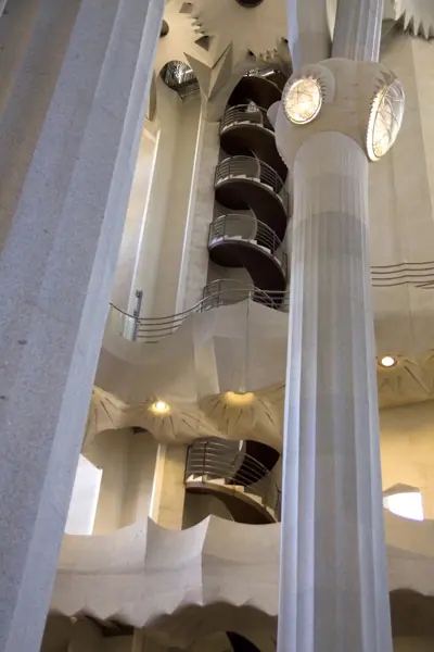 La Sagrada Família (Antoni Gaudí) (Barcelona) · 01900