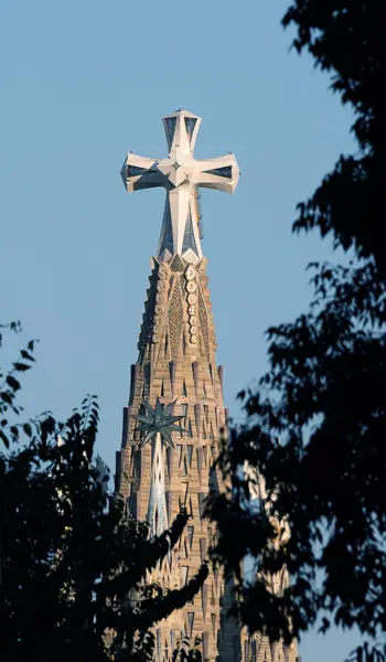 La Sagrada Família (Antoni Gaudí) (Barcelona) · 08823