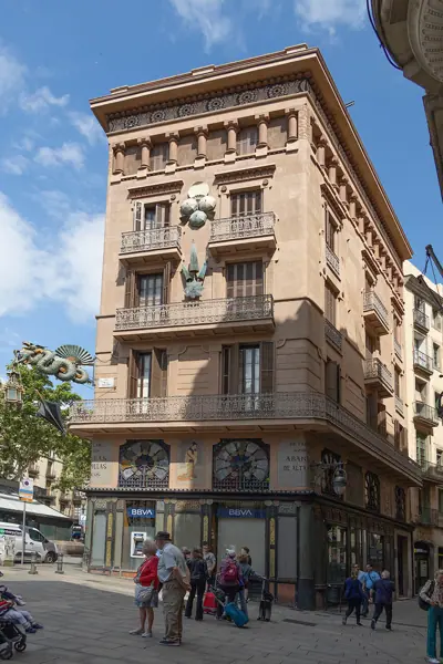 Casa dels Paraigües (Bruno Cuadros) (Barcelona) · 07329