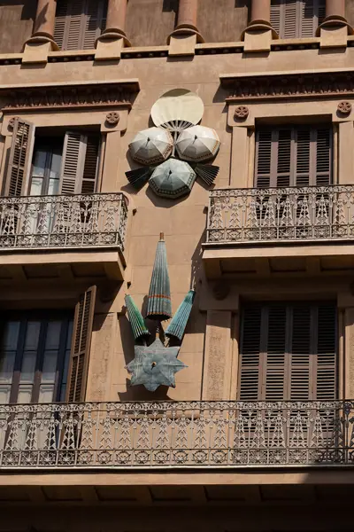 Casa dels Paraigües (Bruno Cuadros) (Barcelona) · 07336
