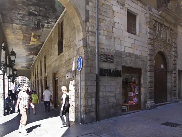 Bilbo, casc antic · 01770