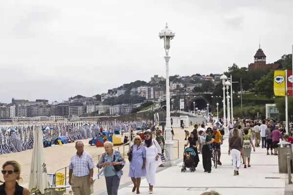Donostia · 01527