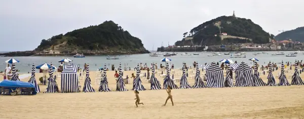 Donostia · 01528