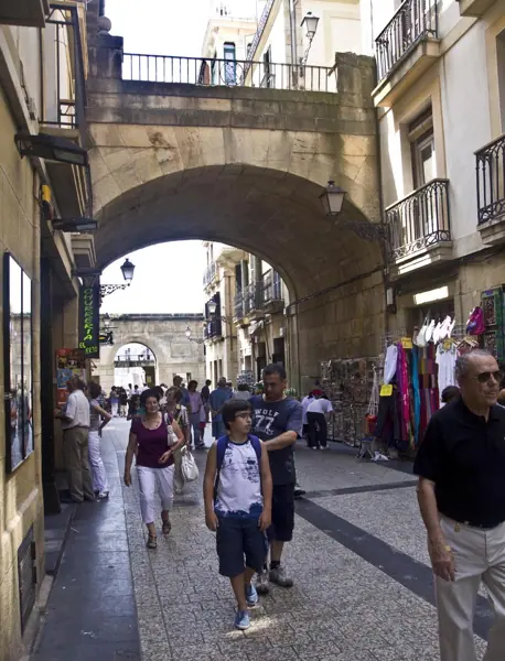 Donostia · 01547
