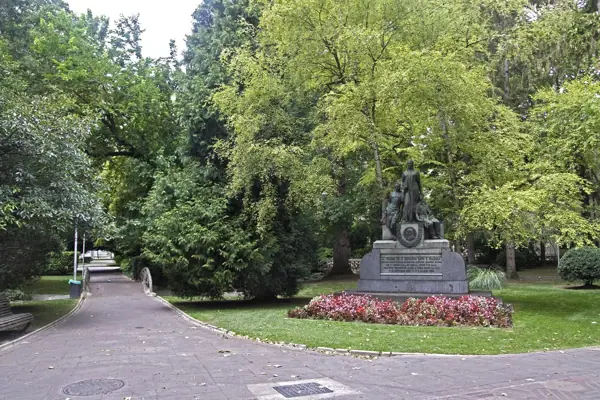 Gasteiz, ciutat · 01811