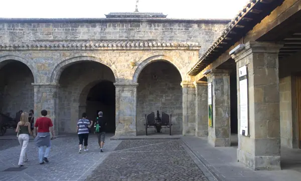 Iruña · 01303