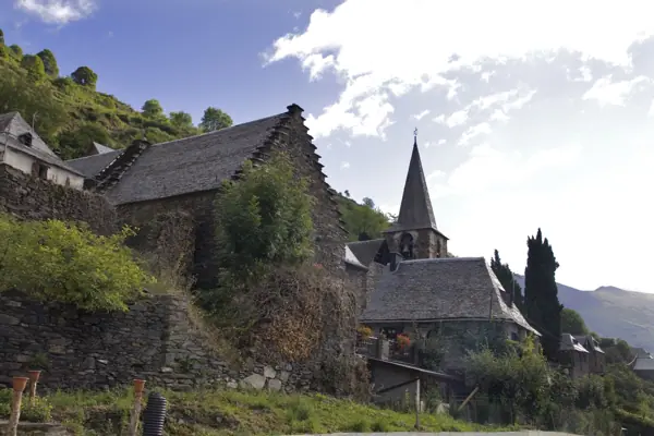 Església de Sant Pere (Bausen) · 02171