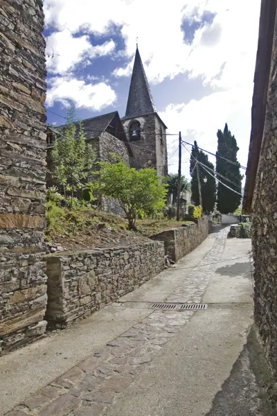 Església de Sant Pere (Bausen) · 02172