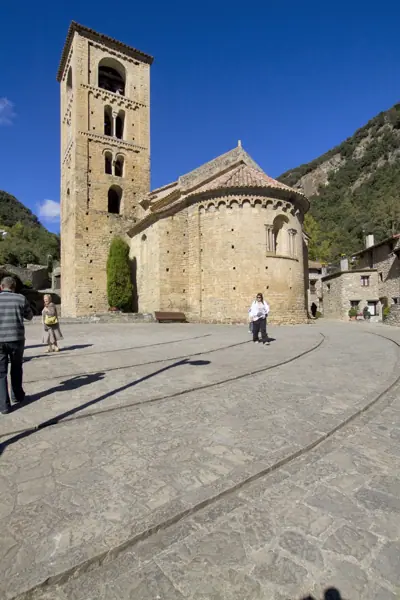 Església de Sant Cristòfol (Beget) · 02272