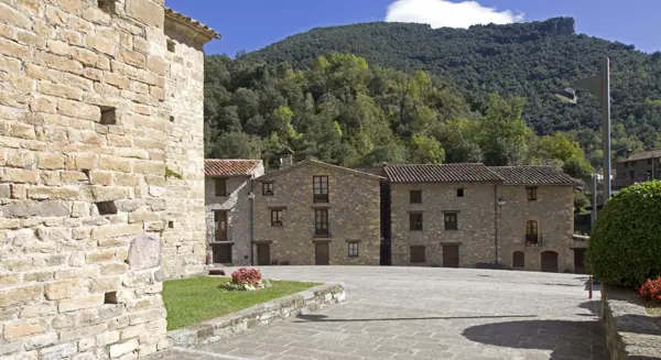 Església de Sant Cristòfol (Beget) · 02278