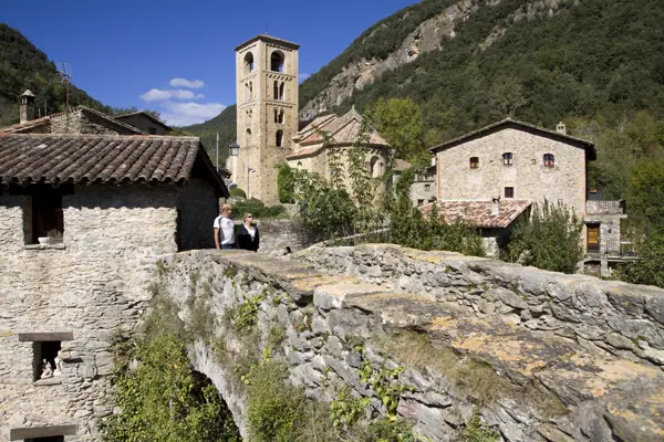 Església de Sant Cristòfol (Beget) · 02279