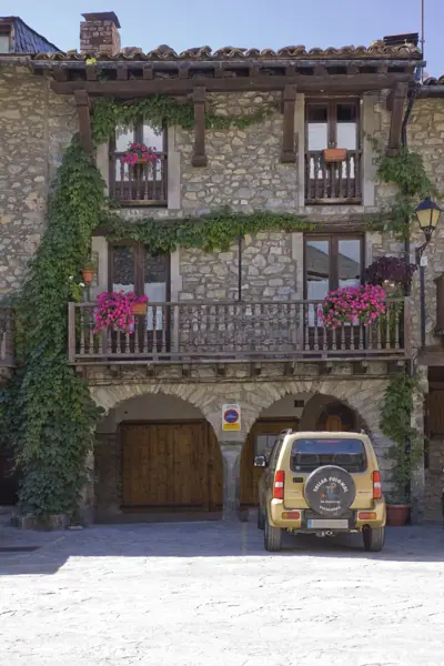 Muralles i poble (Bellver de Cerdanya) · 03021