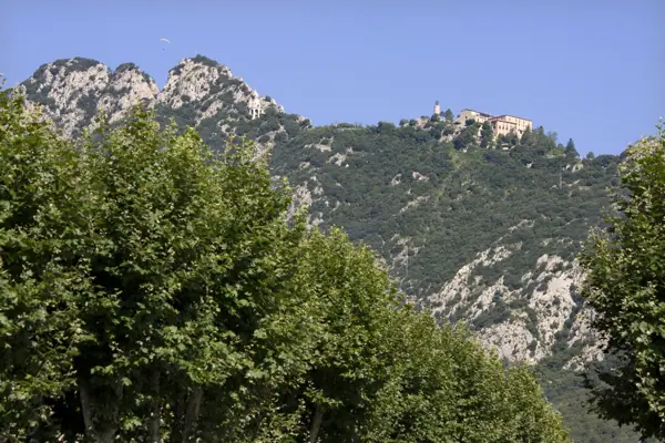 Santuari de Queralt i voltants (Berga) · 03288
