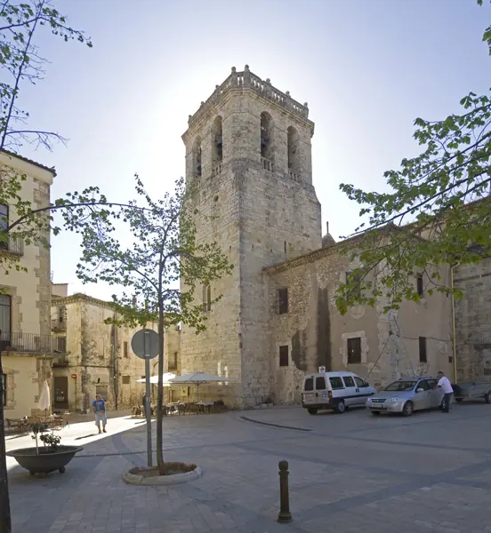 Pont Vell, monestir de Sant Pere i vila (Besalú) · 03190