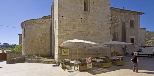 Pont Vell, monestir de Sant Pere i vila (Besalú) · 03200