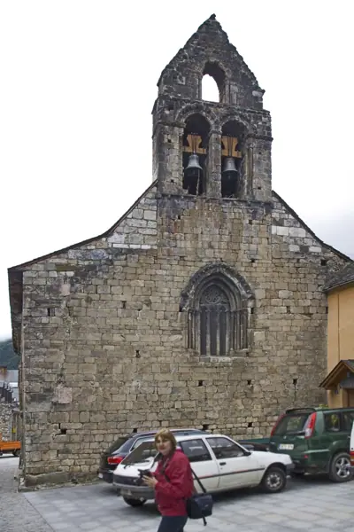Església de Sant Estèue i Es Bòrdes (Betren) · 02025