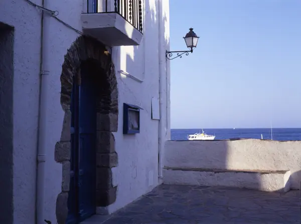 Poble (Cadaqués) · 01050