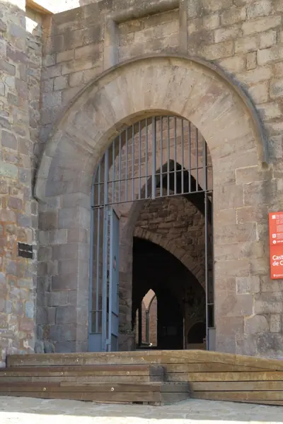 Castell i església de Sant Vicenç (Cardona) · 05477